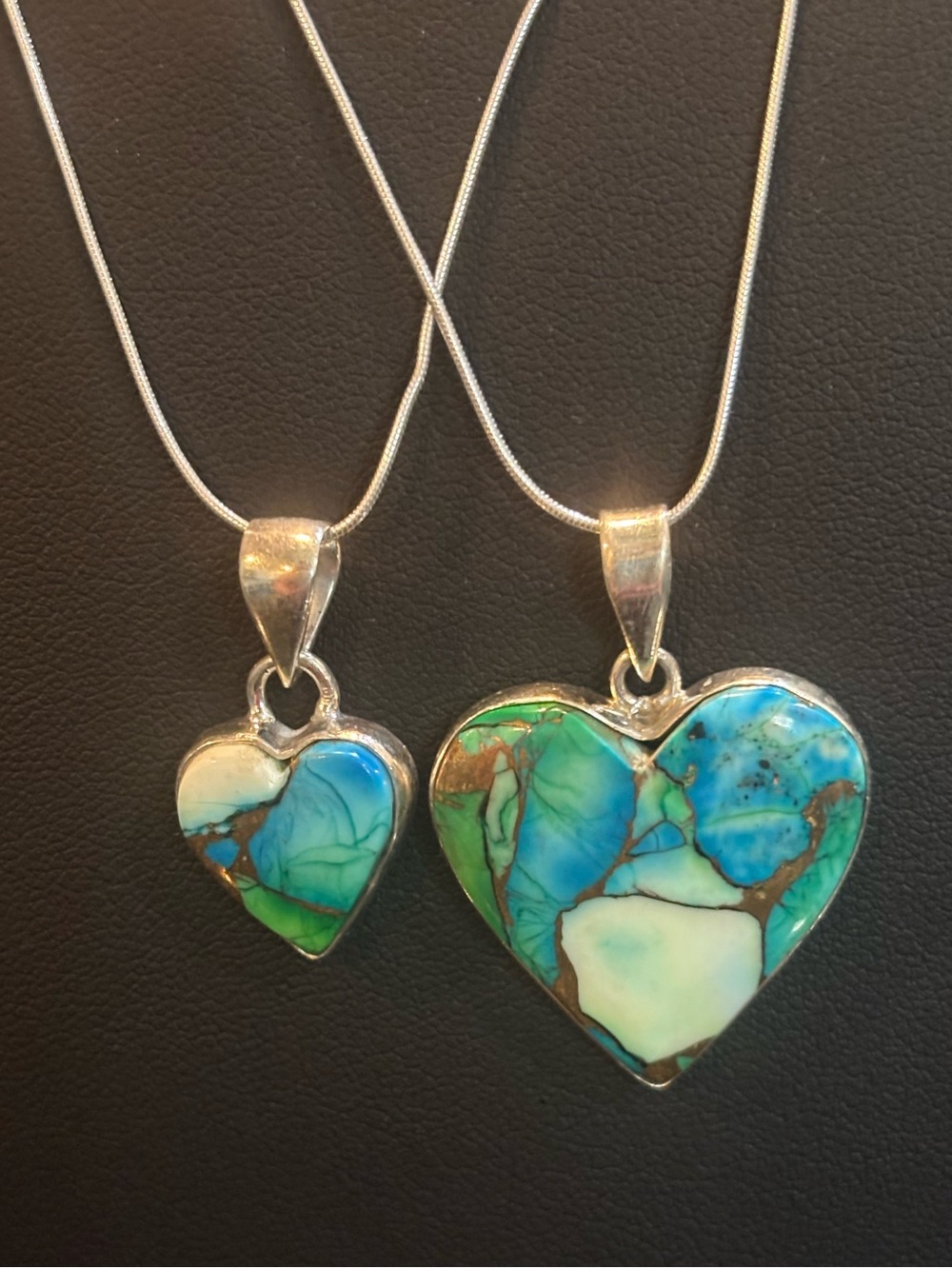 Sterling Silver and Turquoise Dahlia Mini Heart Pendant Necklace NWOT - Picture 4 of 4